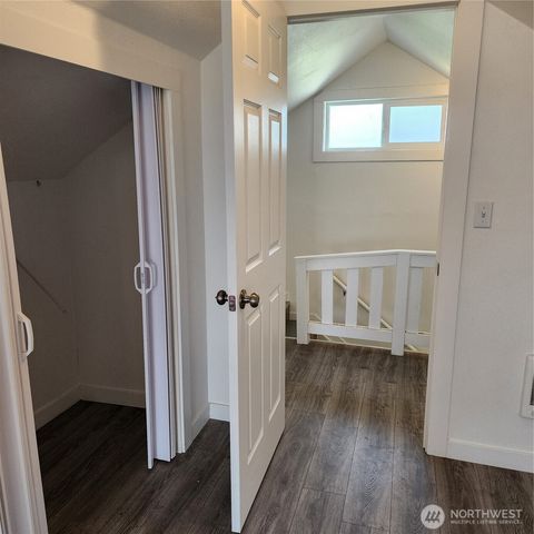 705 E 54th Street, Tacoma, WA 98404