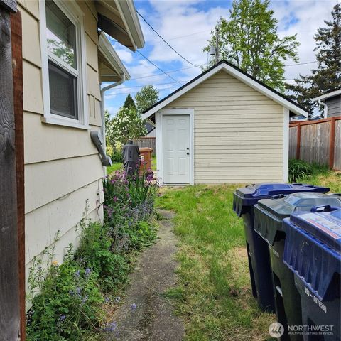705 E 54th Street, Tacoma, WA 98404