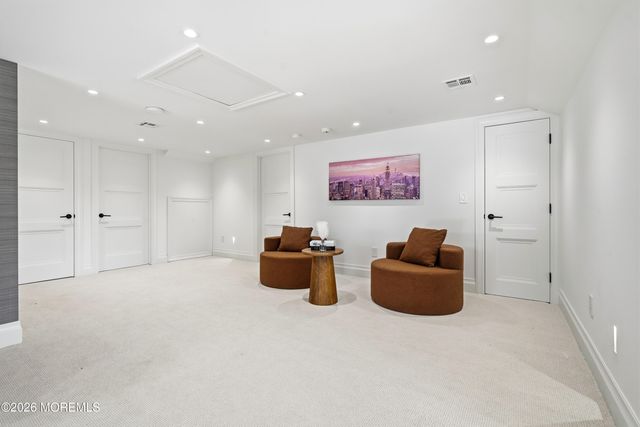 13 Johnston Street, Oakhurst, NJ 07755