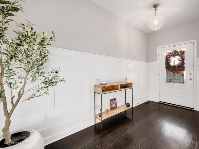 14277 Lacey Drive, Lemont, IL 60439