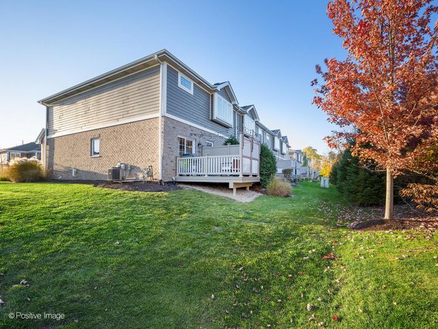 14277 Lacey Drive, Lemont, IL 60439