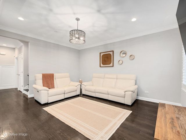 14277 Lacey Drive, Lemont, IL 60439