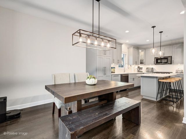 14277 Lacey Drive, Lemont, IL 60439