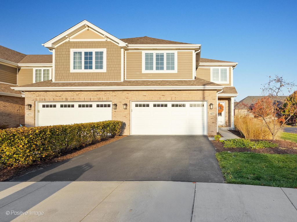 14277 Lacey Drive, Lemont, IL 60439