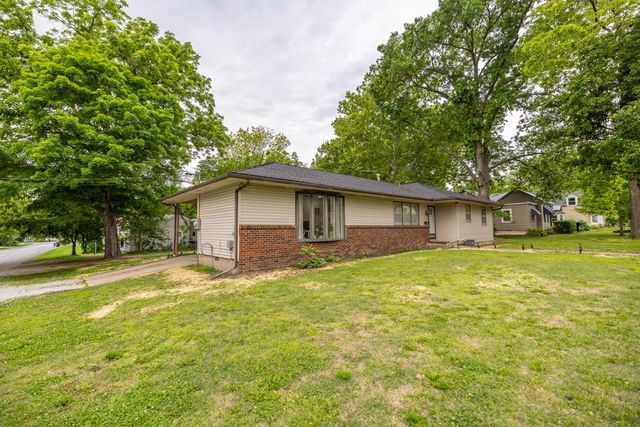 514 E Green Street, Clinton, MO 64735