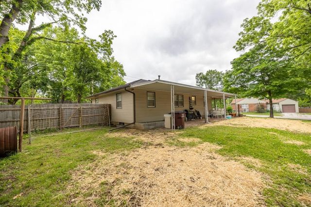 514 E Green Street, Clinton, MO 64735