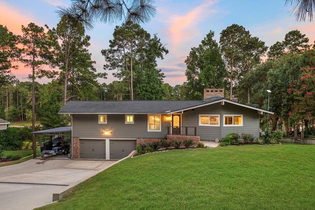 671 Lakeshore Drive, Brookeland, TX 75931