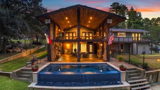 671 Lakeshore Drive, Brookeland, TX 75931