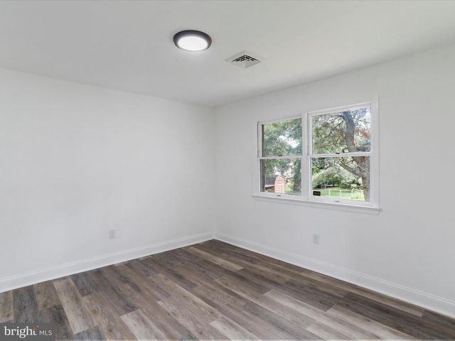 17937 LEONA AVE, Maugansville, MD 21767