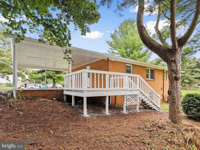 17937 LEONA AVE, Maugansville, MD 21767