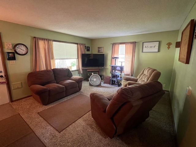 4709 E Lafayette Esplanade, Fort Wayne, IN 46806