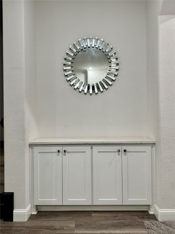 12569 Royal Oaks Lane, Farmers Branch, TX 75234