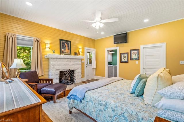 637 Stokesburg Road, Walnut Cove, NC 27052