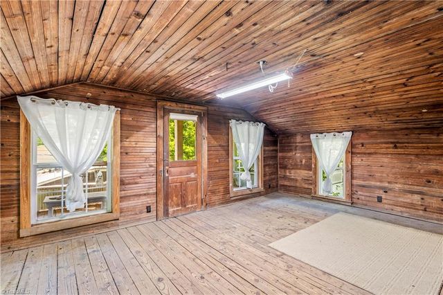 637 Stokesburg Road, Walnut Cove, NC 27052