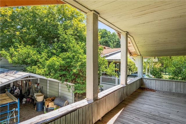 637 Stokesburg Road, Walnut Cove, NC 27052