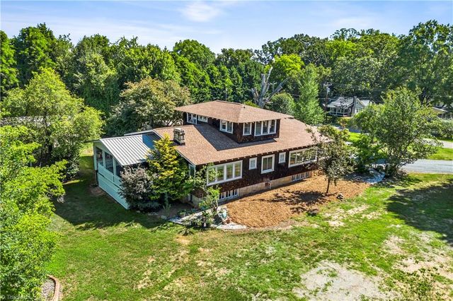 637 Stokesburg Road, Walnut Cove, NC 27052