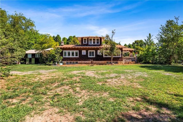 637 Stokesburg Road, Walnut Cove, NC 27052