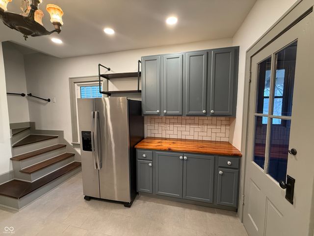 618 N Bosart Avenue, Indianapolis, IN 46201