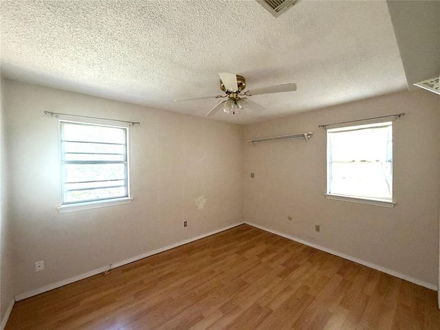 109 W Campbell Drive, Midwest City, OK 73110