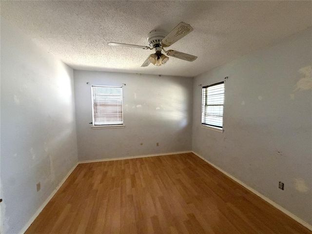 109 W Campbell Drive, Midwest City, OK 73110