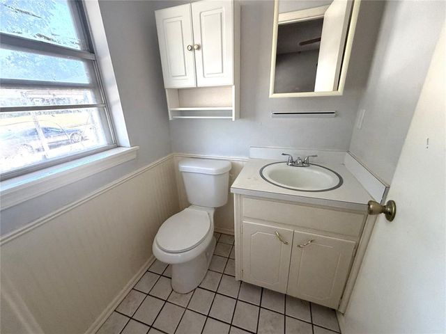 109 W Campbell Drive, Midwest City, OK 73110