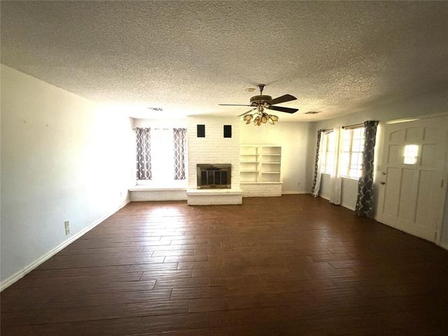 109 W Campbell Drive, Midwest City, OK 73110
