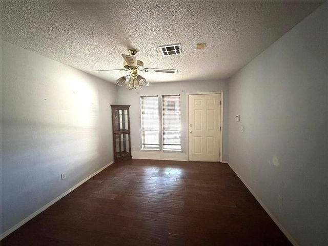 109 W Campbell Drive, Midwest City, OK 73110