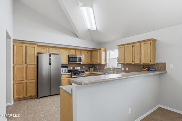 3828 Tierra Aurora Drive, El Paso, TX 79938