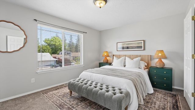 406 Hampton Ln, Cheney, WA 99004