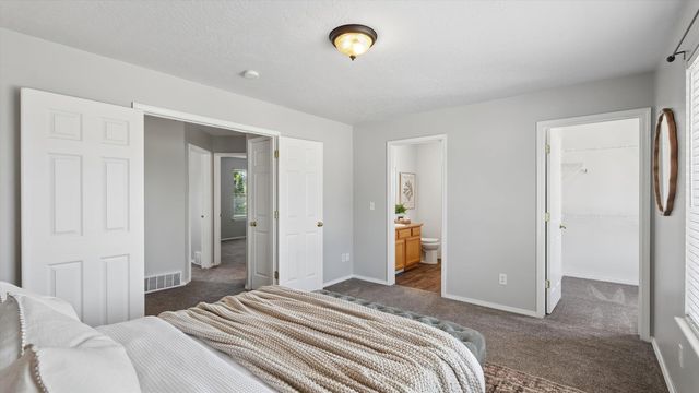 406 Hampton Ln, Cheney, WA 99004