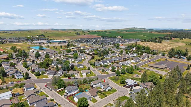 406 Hampton Ln, Cheney, WA 99004