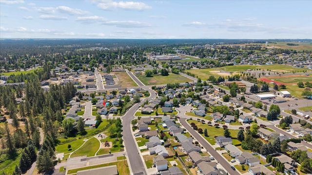 406 Hampton Ln, Cheney, WA 99004