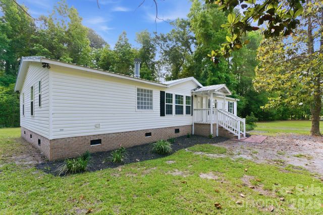 481 Harrell Road, Burgaw, NC 28425
