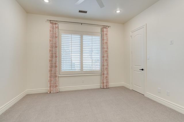 15606 Evanston Avenue, Lubbock, TX 79424