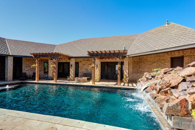 15606 Evanston Avenue, Lubbock, TX 79424