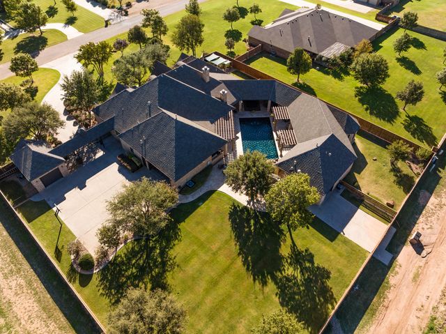 15606 Evanston Avenue, Lubbock, TX 79424