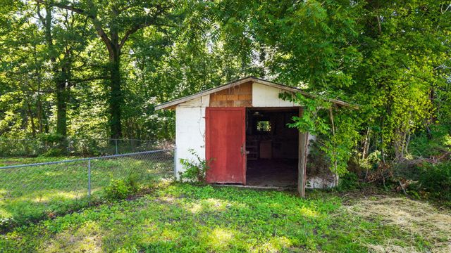 17855 State Highway 58, N, Decatur, TN 37322