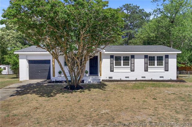 1609 Grandview Drive, Fayetteville, NC 28314