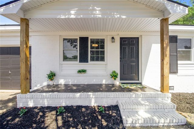 1609 Grandview Drive, Fayetteville, NC 28314