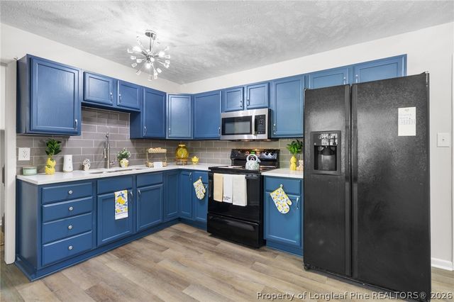 1609 Grandview Drive, Fayetteville, NC 28314