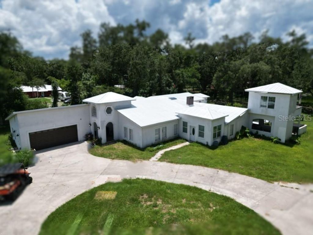 21921 US HIGHWAY 98, Dade City, FL 33523
