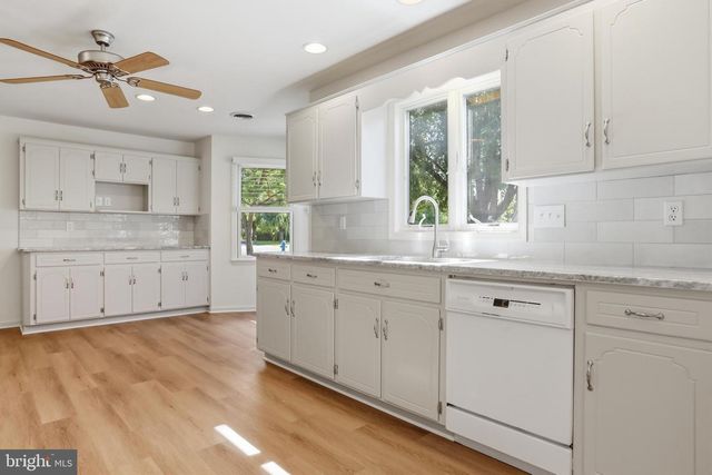 312 WOODVALE DRIVE, Chambersburg, PA 17201