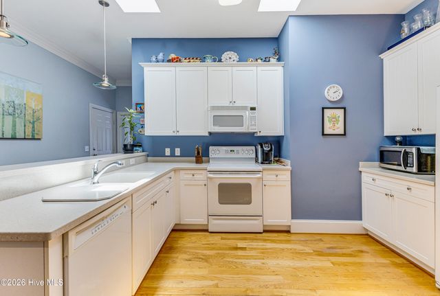 701 N Howe Street 8, Saint James, NC 28461