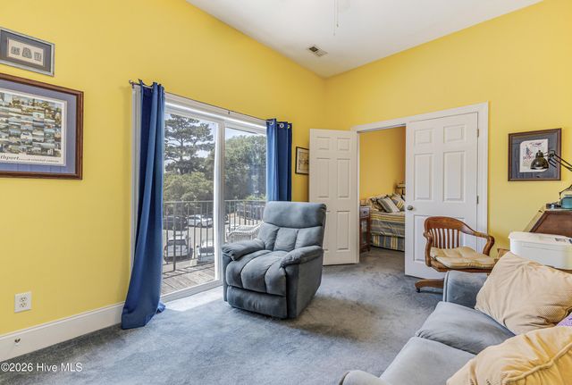 701 N Howe Street 8, Saint James, NC 28461