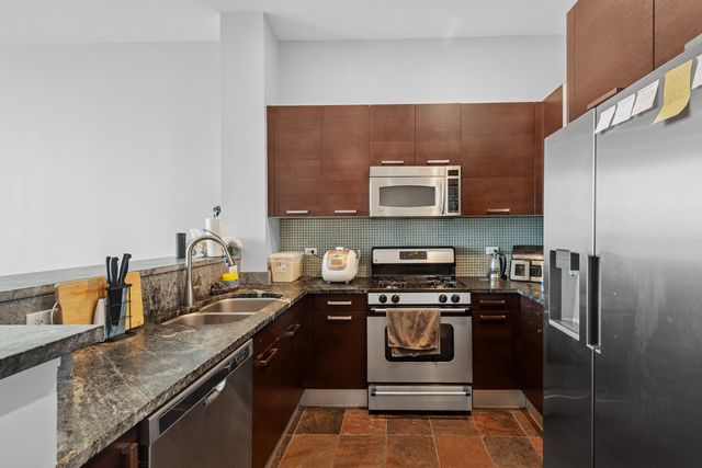 500 W SUPERIOR Street 1108, Chicago, IL 60654