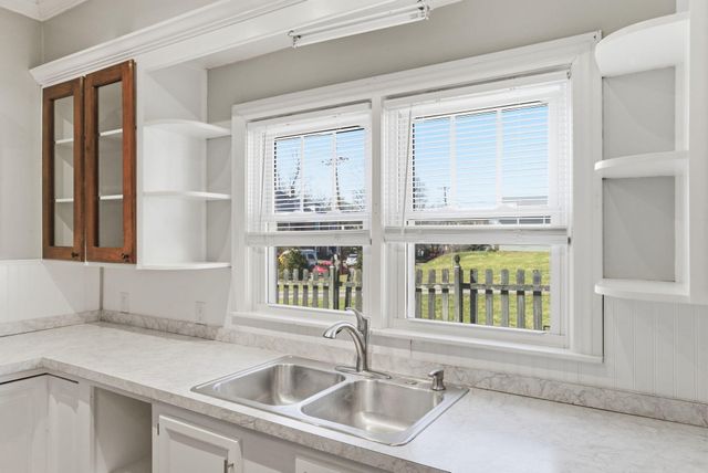 225 E Broadway Street, Danville, KY 40422