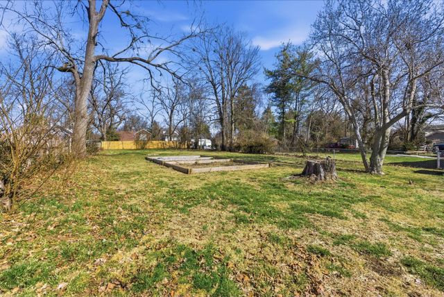 225 E Broadway Street, Danville, KY 40422