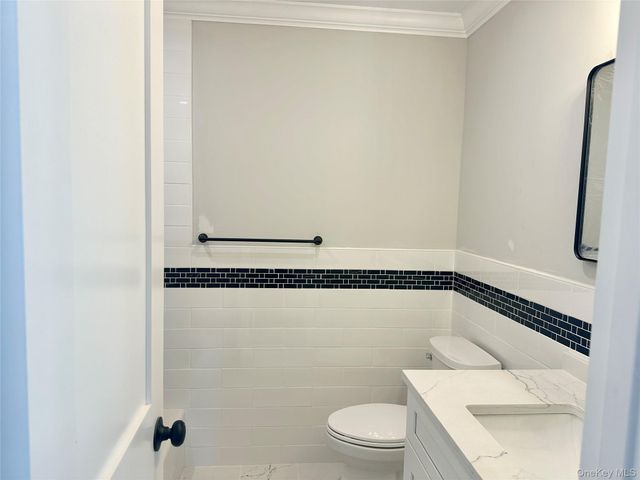 72 Concord Road, Shirley, NY 11967