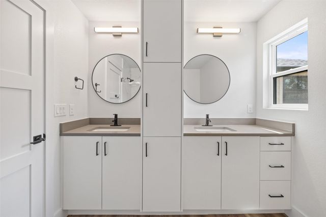 11151 State Highway 71, Spicewood, TX 78669