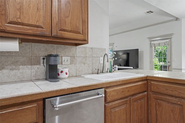 11731 E 119th Street North, Collinsville, OK 74021
